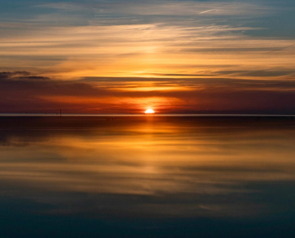 5 Healthy Goals To Set In Honor Of The Summer Solstice 1980 × 1600 px