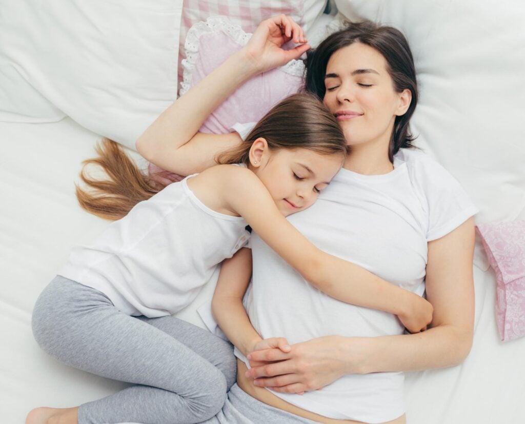 10 Tips To Control Bedwetting In Children And Adults | Tips to stop bedwetting at night for kids and adults.