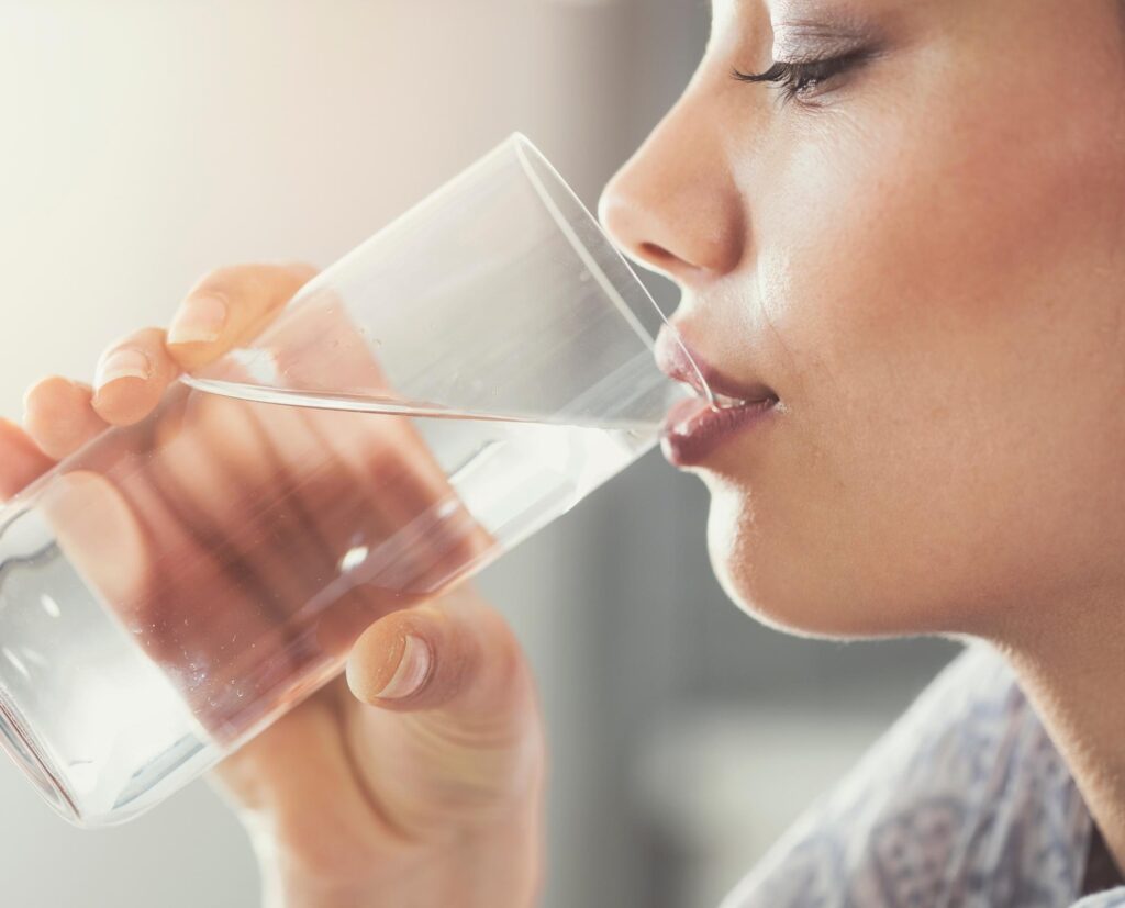 How Much Water Should You Drink When You Have Incontinence