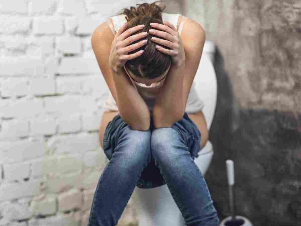 can a pelvic organ prolapse cause constipation.